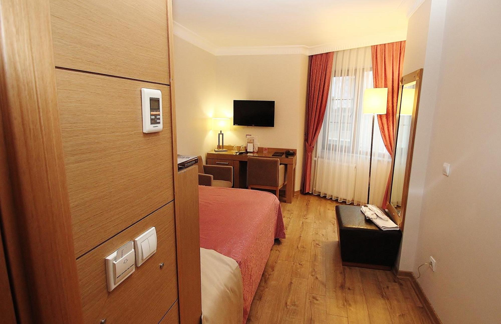 Levent Hotel Istanbul Bagian luar foto